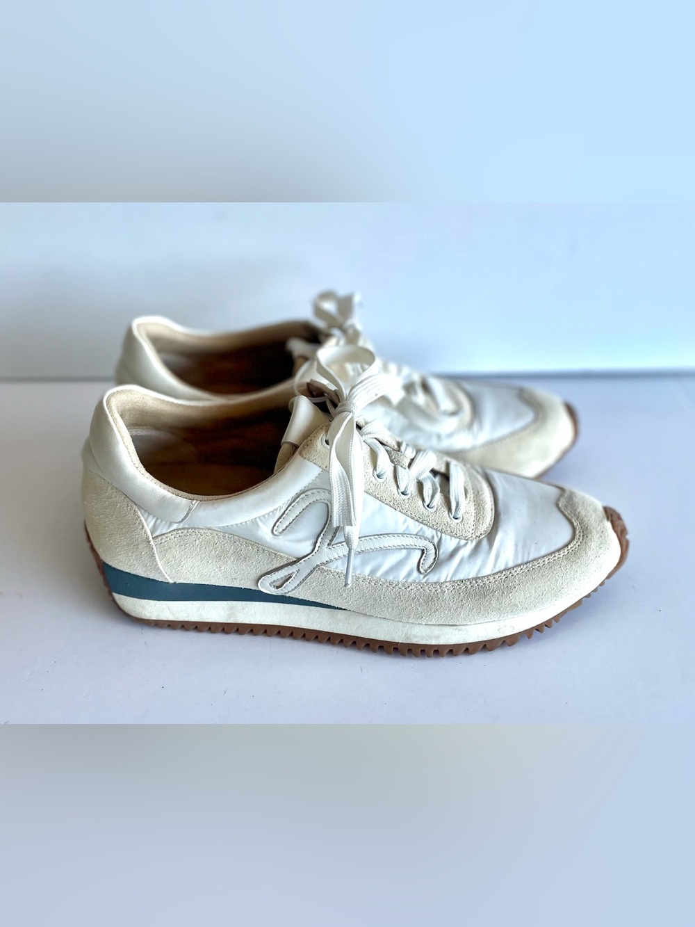 VANELI QUEEN Retro lace-up athleisure Oxford sneaker size 9